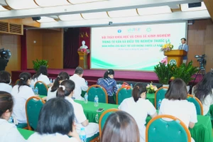 Quang cảnh buổi hội thảo.
