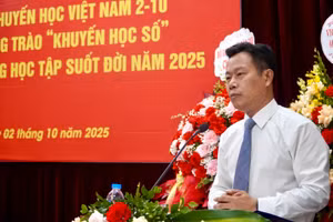 Thứ trưởng Bộ GD&ĐT Lê Quân phát biểu. Ảnh NC.