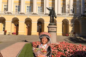 Hè năm 2025, Sùng Thị Mụy đã có cơ hội đặc biệt khi tham gia trại hè và các hoạt động giao lưu văn hóa tại Liên bang Nga.