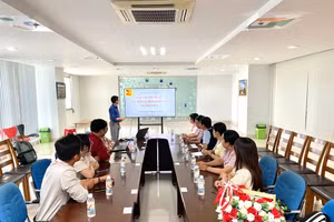 Trường Cao đẳng Viễn Đông ứng dụng AI vào giảng dạy môn Toán.