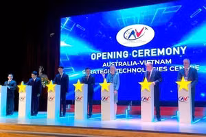 Quang cảnh buổi ra mắt.