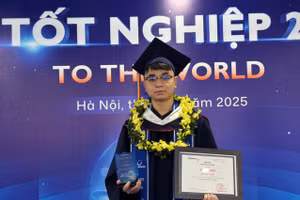 Lê Bá Luật, tân thủ khoa đầu ra Đại học Phenikaa.