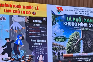 Trường THPT DTNT tỉnh Lạng Sơn tổ chức hoạt động giáo dục học sinh về tác hại thuốc lá, thuốc lá điện tử.