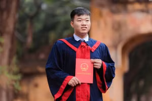 Nguyễn Đức Ánh trở thành thủ khoa đầu ra lớp CTTN– Toán – Tin – K65, khoa Toán – Tin. Ảnh NVCC.