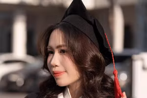 Hoàng Thị Hải Hà xuất tân thủ khoa đầu ra ngành Luật, Trường ĐH Luật Hà Nội.