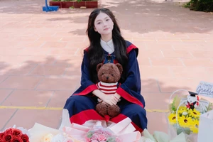 Vy Kim Chi, học sinh lớp 12B, Trường PT DTNT THCS & THPT Lộc Bình.