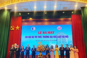 Quang cảnh buổi ra mắt.