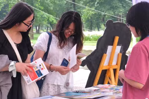 Hội chợ sách The Hidden Book 2025 lan tỏa tình yêu đọc sách