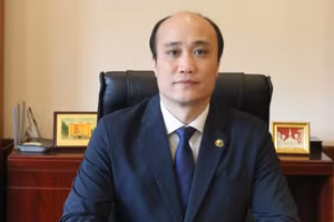 PGS.TS. Tô Văn Hoà - tân Hiệu trưởng Trường ĐH Luật Hà Nội.