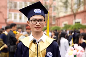 Nguyễn Phi Phong, sinh viên K63 ngành Kỹ thuật Phần mềm - Khoa Công Nghệ Thông Tin đã trở thành thủ khoa đầu ra toàn khóa của Trường Đại học Thủy Lợi.