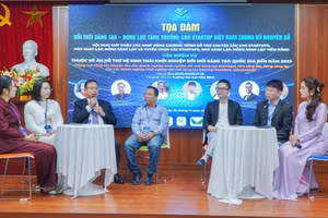 Quang cảnh toạ đàm.