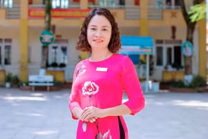 Cô Lò Thị Minh, người con dân tộc Thái.