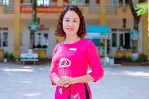 Cô Lò Thị Minh, người con dân tộc Thái.