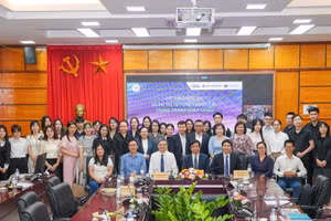 Các đại biểu tham gia hội thảo.