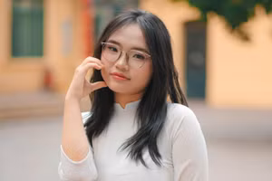 Lê Khánh Huyền - cựu học sinh Trường THPT Phan Đình Phùng (Hà Nội). Ảnh NVCC