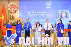 Chị Lê Thị Lệ Giang được tuyên gương thanh niên sống đẹp. Ảnh NVCC.