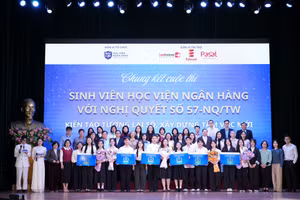 Từ “Bình dân học vụ số” đến hệ sinh thái đại sứ số