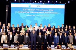 Các đại biểu đến từ nhiều quốc gia tham dự hội thảo.