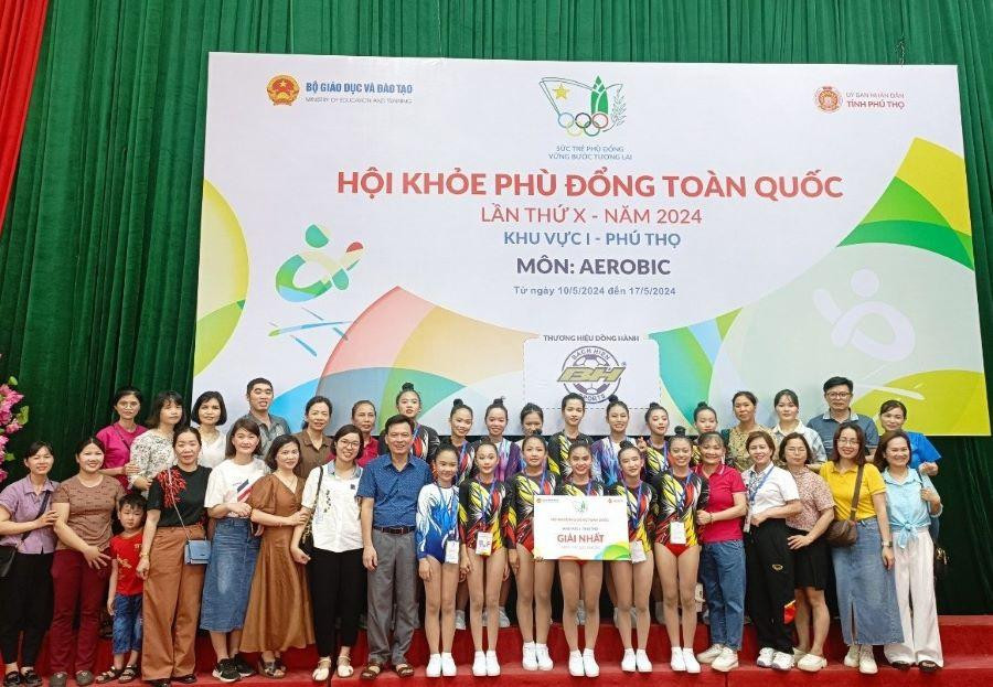 HS trường THCS Phú Hộ đoạt 15 huy chương các loại tại Hội khỏe Phù đổng toàn quốc năm 2024. z5509271509348_14d964dac5c7b8d2186b75dc10f0b39c.jpg