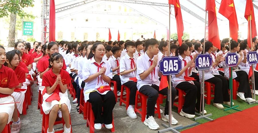 Người đứng đầu các cơ sở GDPT, GDTX có trách nhiệm quản lí hoạt động dạy thêm, học thêm trong nhà trường (ảnh minh họa).