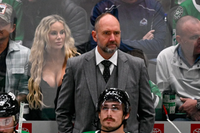 dallas-stars-head-coach-peter-991882922.png