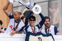 tottenham-4.jpg