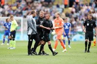 referee-david-webb-go-off-991787.jpg