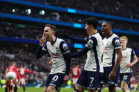 tottenham-03.jpg