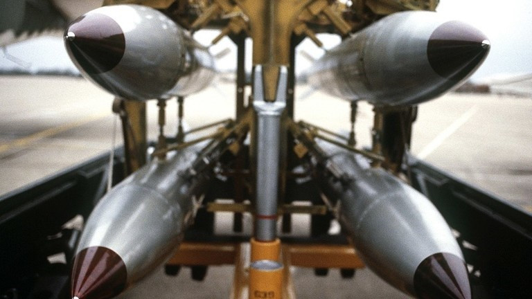 bom-1.jpg
