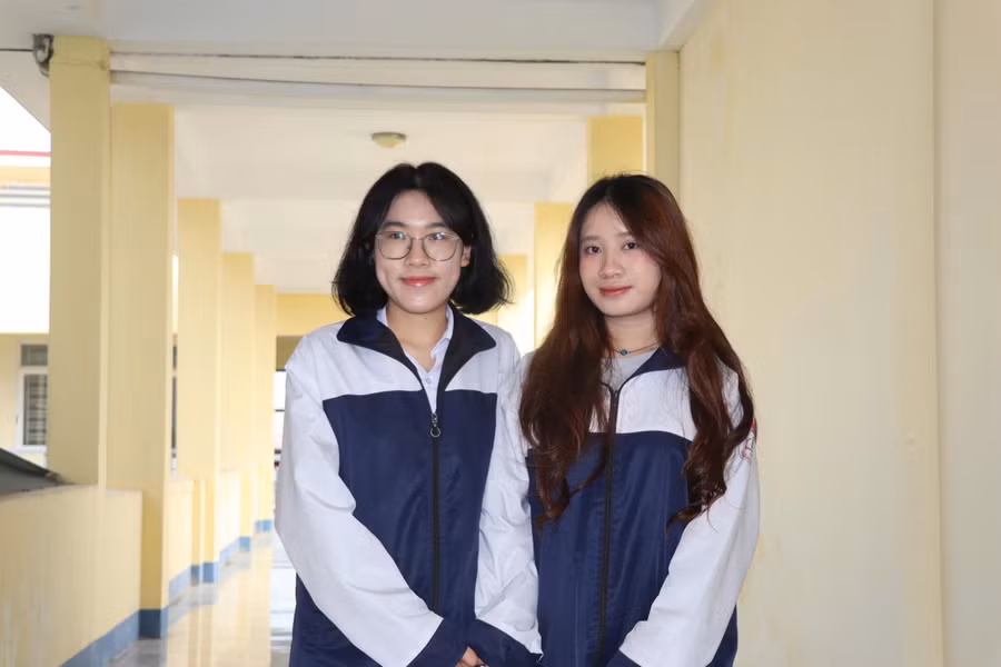 Đôi bạn cùng lớp đạt giải Nhất kỳ thi Học sinh giỏi Quốc gia môn Địa lý năm 2026.