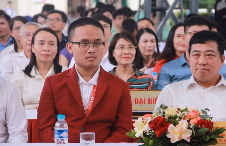 Trần Minh Hoàng - HS lớp 12, Trường THPT chuyên Hà Tĩnh - HCB Olympic Toán 2024.