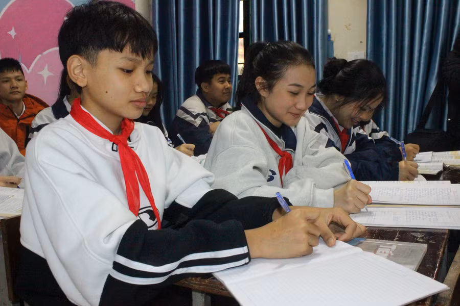 Học sinh lớp 9 Trường THCS Phan Huy Chú (Thạch Hà, Hà Tĩnh).