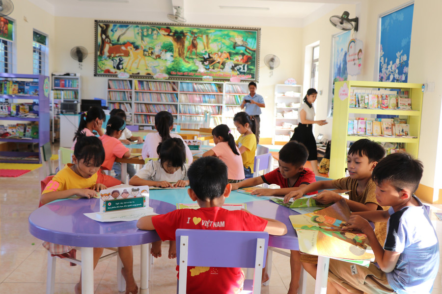 Hệ thống cơ sở vật chất tại các trường học được quan tâm, đầu tư. img-6198.jpg