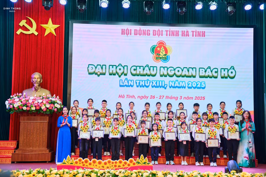 Tuyên dương 186 thiếu nhi Hà Tĩnh tiêu biểu năm 2025