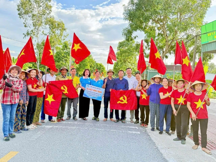 Bình dân học vụ số ở địa phương 4 lần là đơn vị Anh hùng