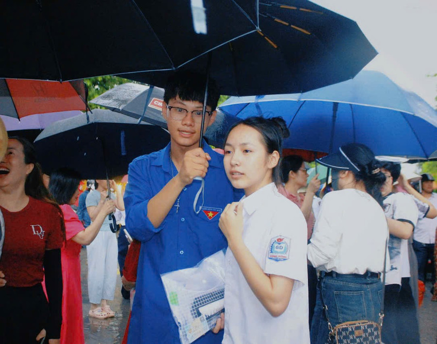z6671775984120-caf4408571bc1bc2502e21e415ceaecf.jpg