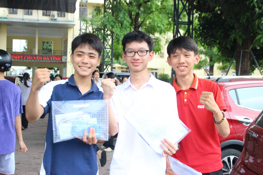 Hà Tĩnh khép lại Kỳ thi tuyển sinh lớp 10 THPT 2025 an toàn và nghiêm túc. img-6547.jpg