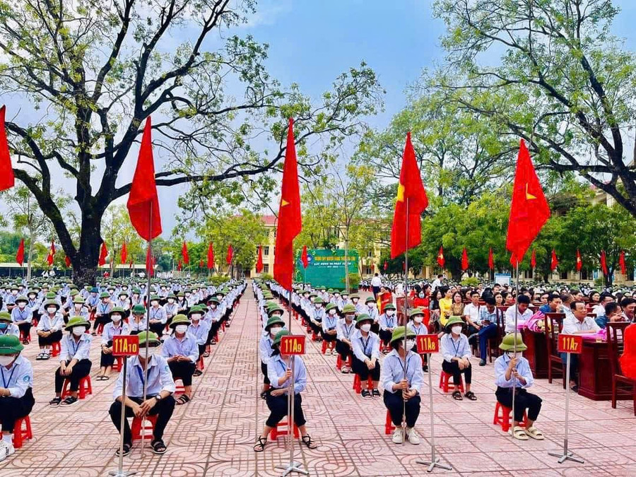 Học sinh Trường THPT Nguyễn Trung Thiên (Hà Tĩnh) dự Lễ khai giảng năm học 2024-2025. (Ảnh tư liệu) z6966355356340-32d7b92c2f14318ec9e30aeb9761b392.jpg