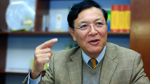 Bộ trưởng Bộ GD&ĐT Phạm Vũ Luận Bộ trưởng Bộ GD&ĐT Phạm Vũ Luận