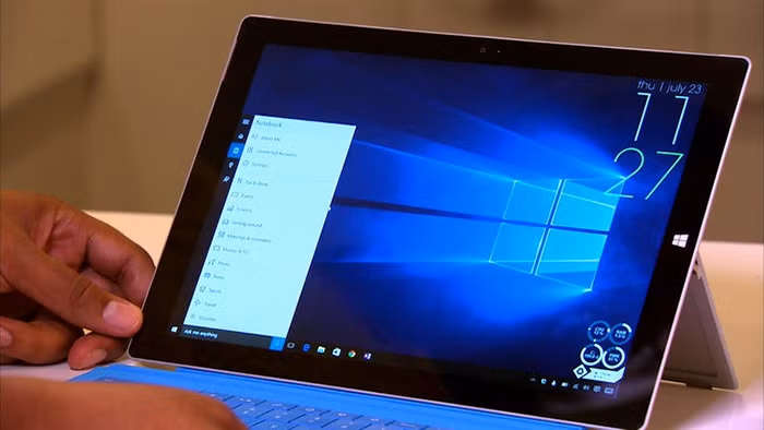 Microsoft bị “tuýt còi” vì Windows 10 theo dõi người dùng quá đà