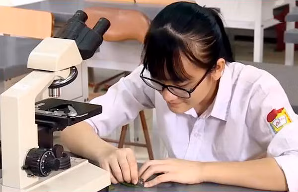 Hoàng Thị Huyền Trang