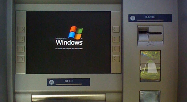 Microsoft vẫn đang kiếm bộn tiền từ các máy ATM chạy Windows XP