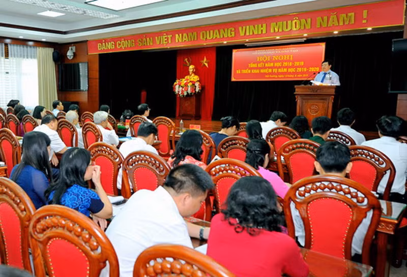 Quang cảnh hội nghị