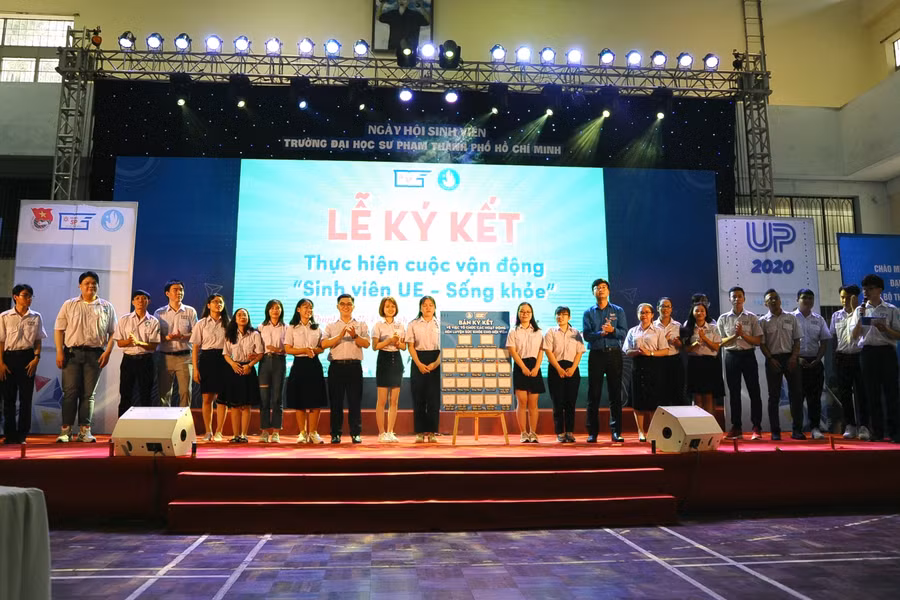 Lễ ký kết thực hiện cuộc vận động “Sinh viên UP - Sống khỏe” năm 2020 của Trường ĐH Sư phạm TPHCM.