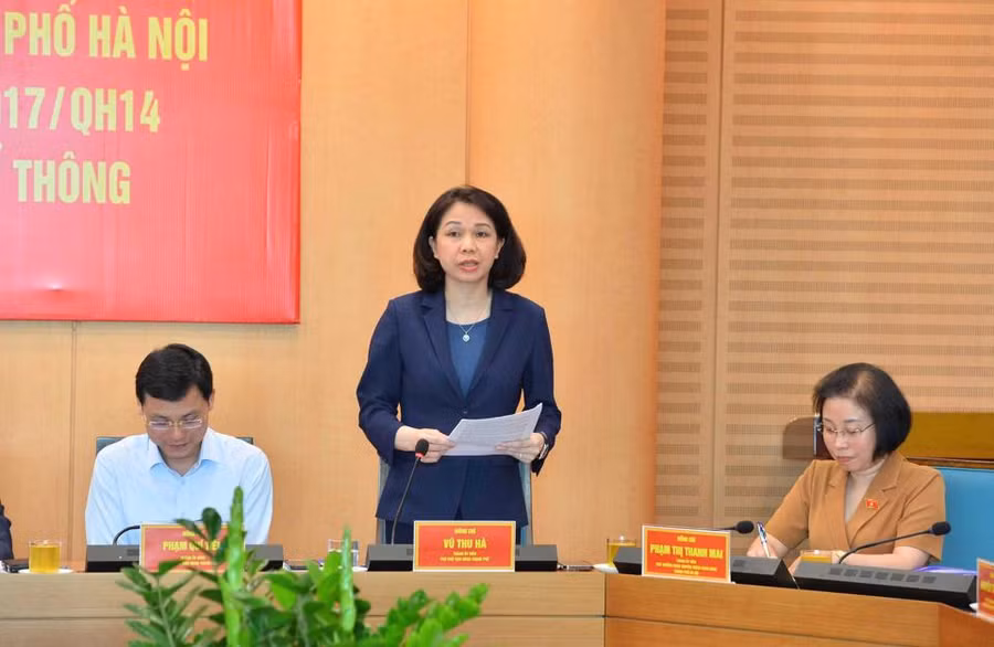 Bà Vũ Thị Hà - Phó Chủ tịch UBND TP Hà Nội thông tin về mạng lưới trường học ở Thủ đô. 