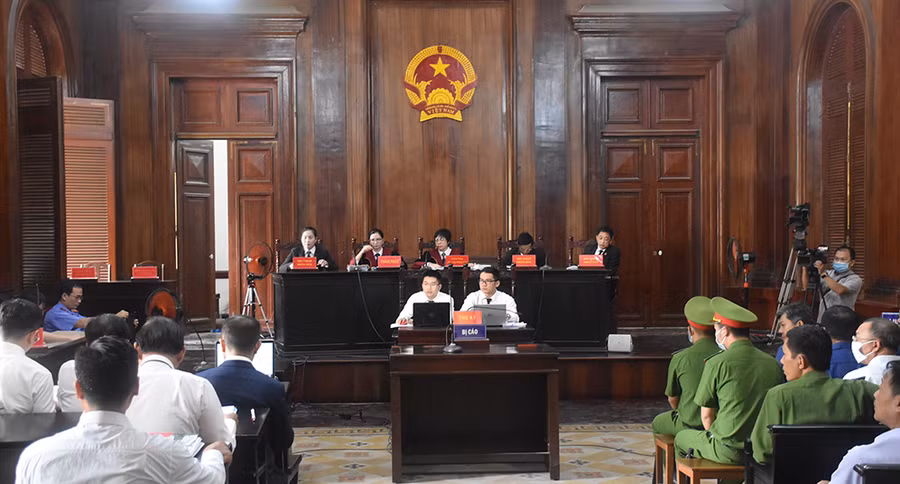 Quang cảnh phiên xét xử ngày 17/9.