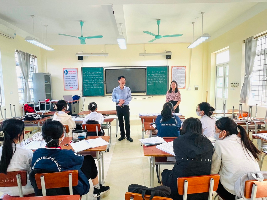 Ngành GDĐT TP Bắc Giang chú trọng, quan tâm bồi dưỡng các đội tuyển nền, triển khai các giải pháp đồng bộ nâng cao chất lượng giáo dục. Ngành GDĐT TP Bắc Giang chú trọng, quan tâm bồi dưỡng các đội tuyển nền, triển khai các giải pháp đồng bộ nâng cao chất lượng giáo dục.