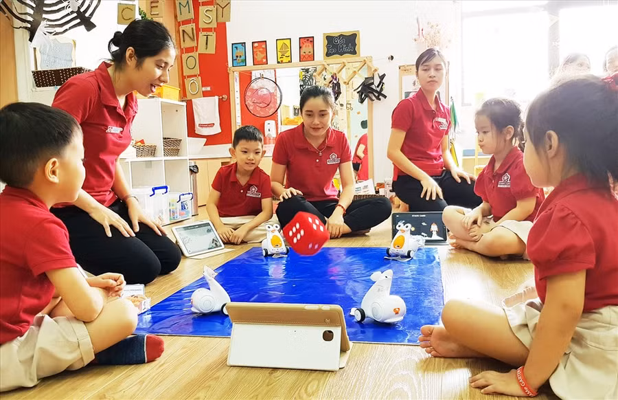 Đổi mới cách dạy và học trên cơ sở áp dụng công nghệ số