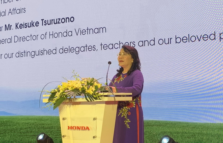 Thứ trưởng Nguyễn Thị Nghĩa phát biểu hưởng ứng thực hiện chương trình