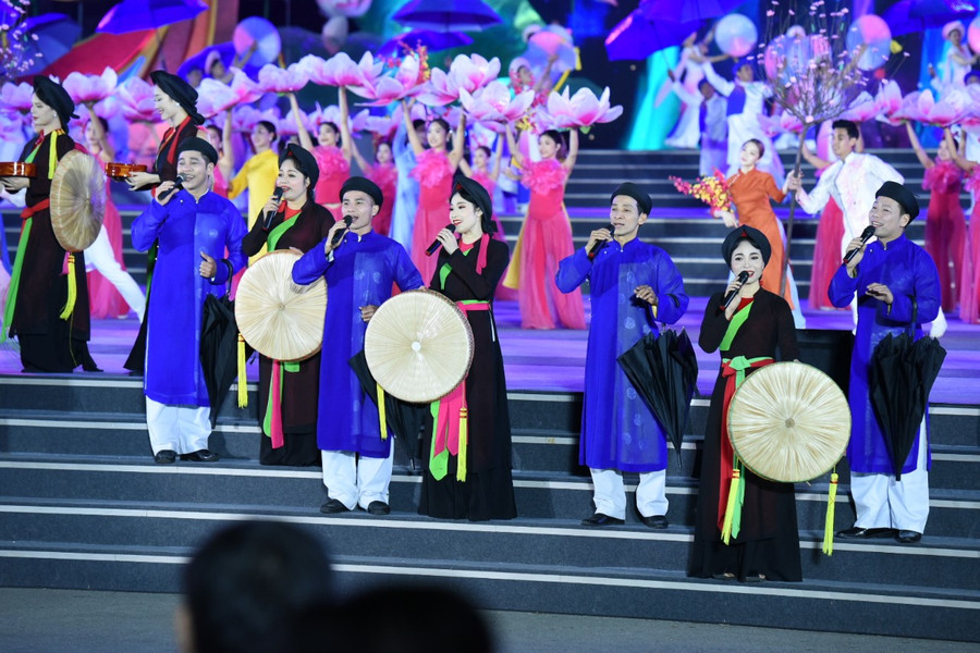 Nhiều tiết mục văn nghệ tại lễ khai mạc Festival Về miền Quan họ - 2023.